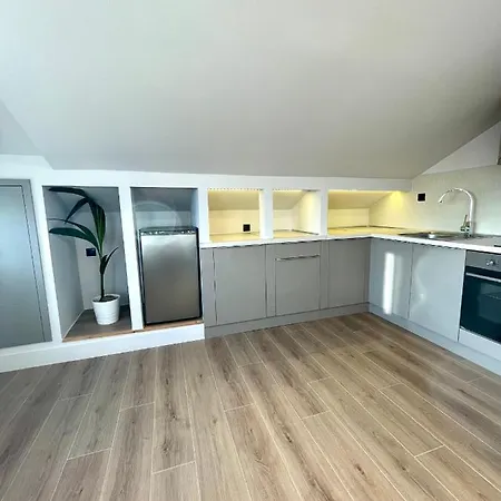 Agora Lx & Lägenhet