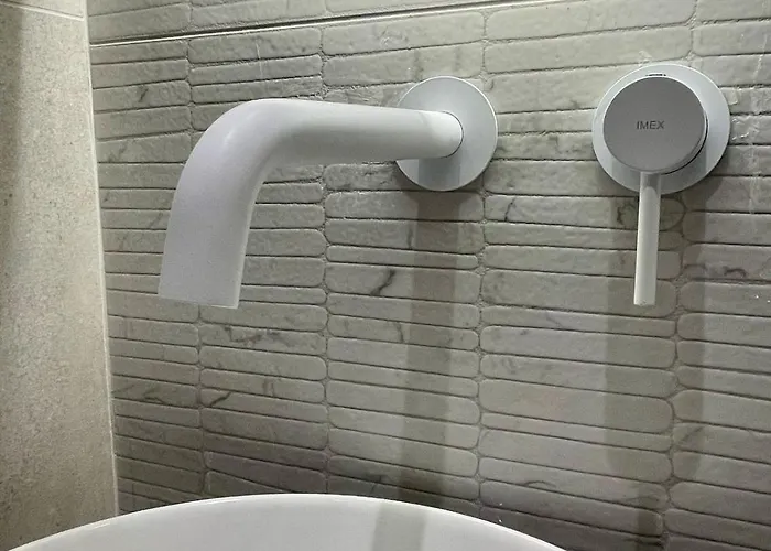 Agora Lx & * Salonicco