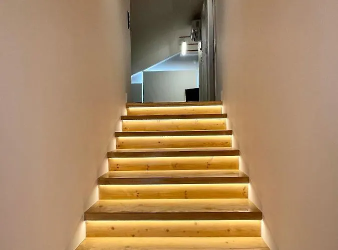 Agora Lx & *